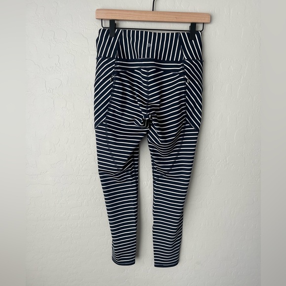 Athleta contender high rise striped leggings with pockets small - Picture 6 of 12